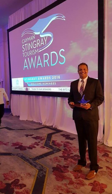 Jay Mehta Wins Employee of the Year Award at Cayman Islands Stingray Tourism Awards 2016